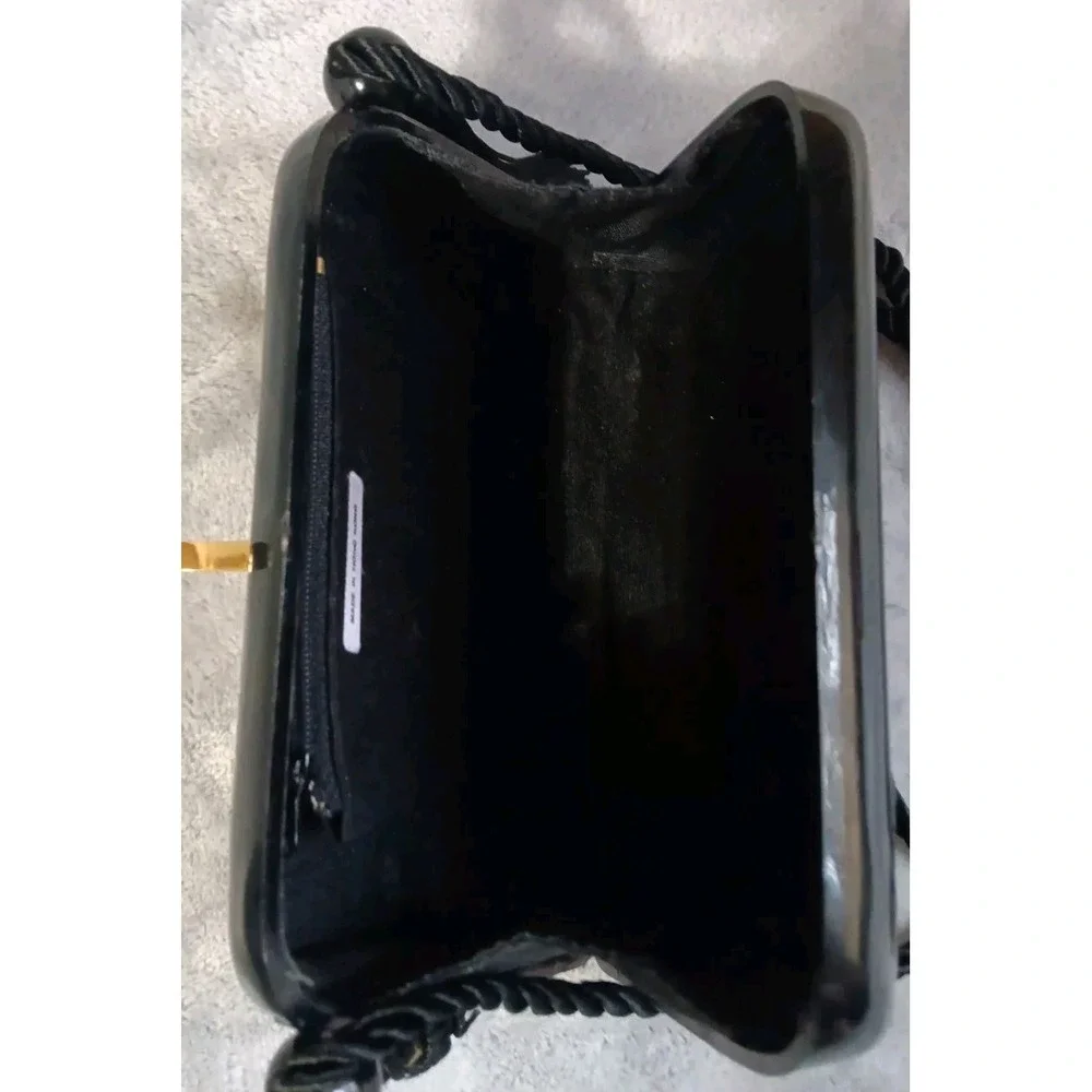 Vintage Hong Kong Made Plastic‎ Purse Black Tasseled Strap Gold Tone Latch READ